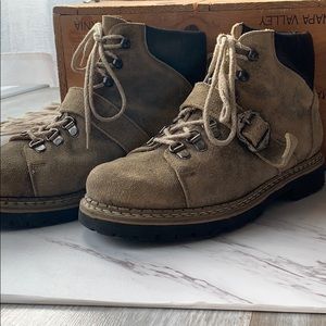 Rugged & Comfortable Lace-up Leather Combat Boots